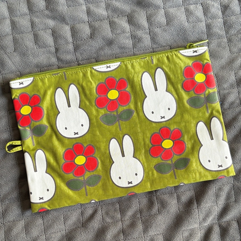 Baggu x Miffy Recycled Nylon Go Pouch BNWOT